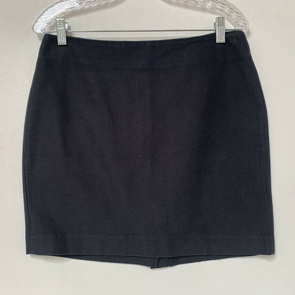 Banana Republic Women Skirt Size 4 Black Mini Zip Up Back Slip - Picture 1 of 8